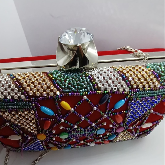 Red velour beaded clutch and lipstick holder. - Picture 4 of 11